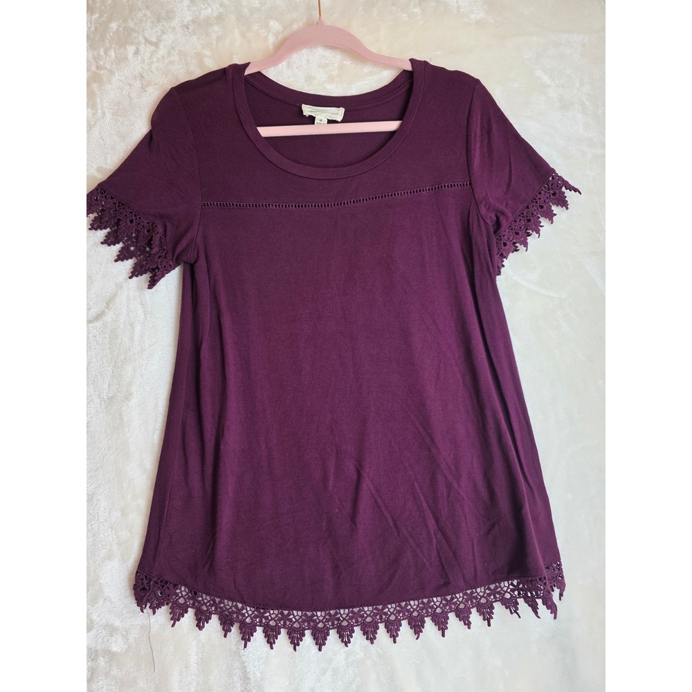 Coverstitched Womens Medium Purple Lace‎ Trim Short Sleeve Tunic Top